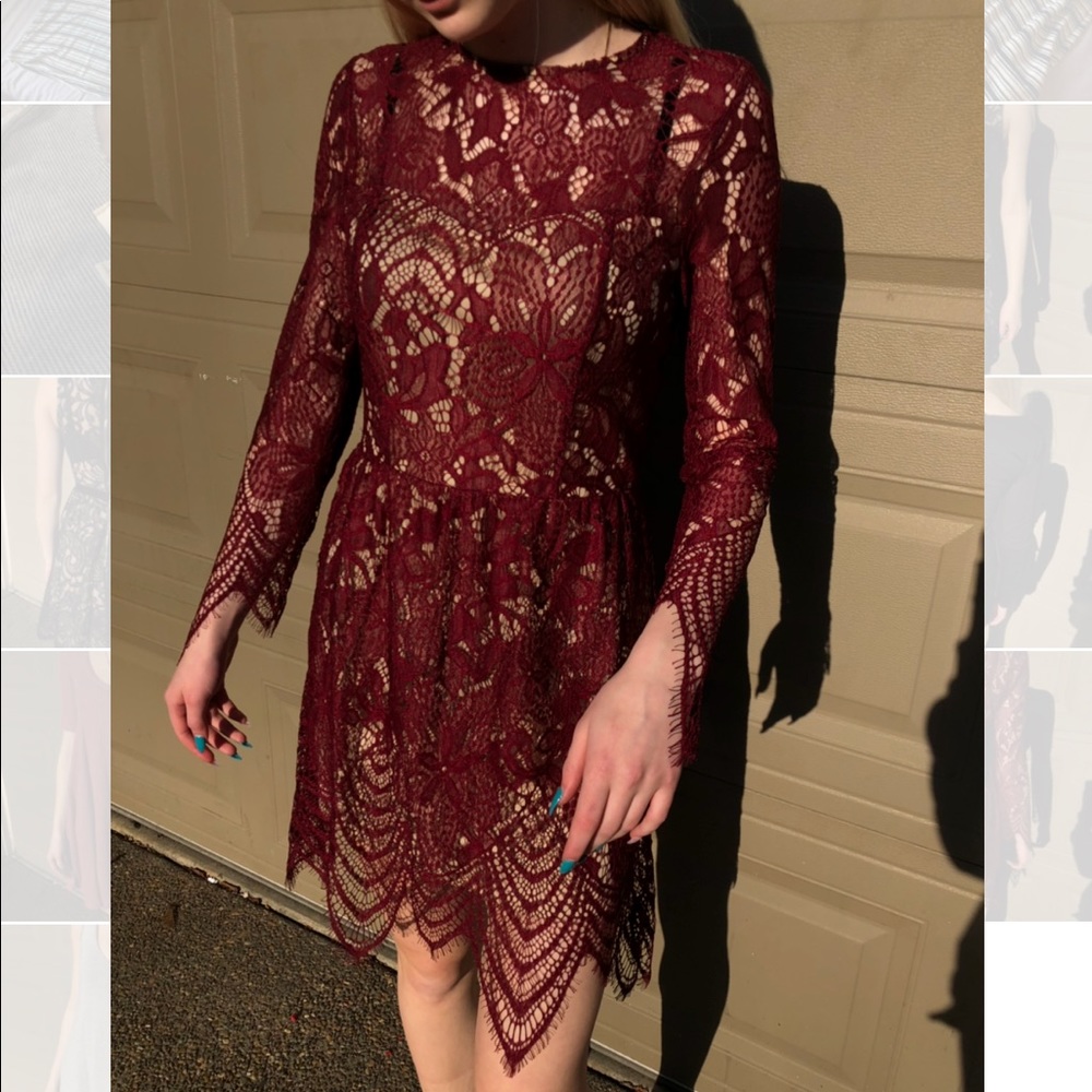 Love, Fire mini burgundy dress